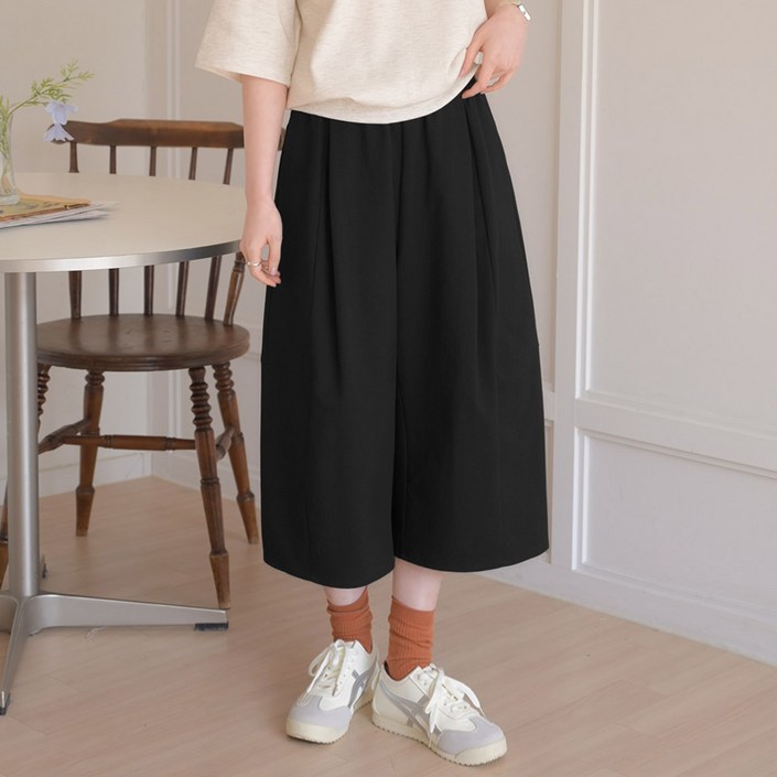 데일리앤 포지 여성 밴딩 핀턱 8부 벌룬핏 와이드팬츠 큐롯 치마바지 봄 여름 가을