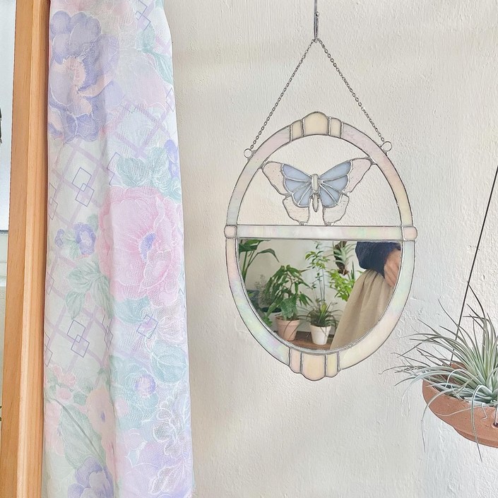 handmade 버터플라이 스테인드글라스 벽걸이 거울 1color 유리공예 나비 미러