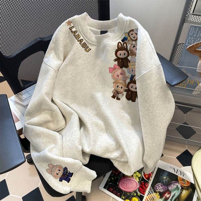 (대박난) 105kg까지 빅사이즈 여성 아카데미 귀여운 캐릭터 언밸런스 프린팅 맨투맨 긴팔티 가을 겨울 편한 얇은 기모 라운드 캐주얼 심플 루즈핏 간절기 도톰 따뜻한 플리스 티셔츠