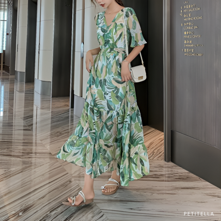 쁘띠엘라 체형커버 휴양지원피스 데일리 스모크밴딩 바캉스룩