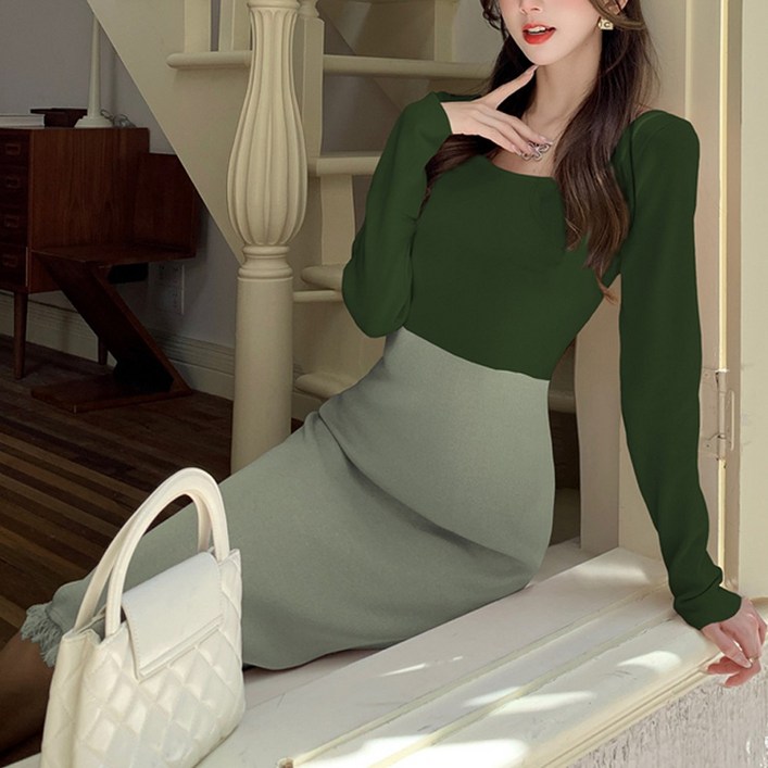 림블리 LB7020 스퀘어넥 투톤 배색 밑단 수술 긴팔 니트  원피스