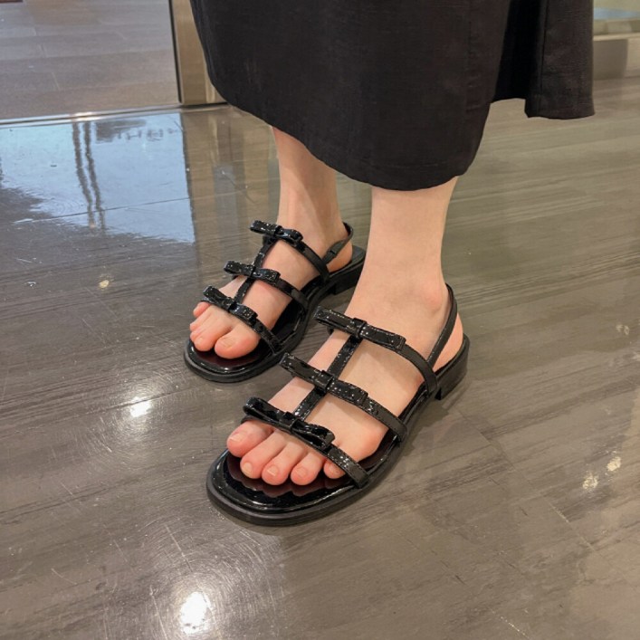 워너비뮤즈   러블리 MD추천 리본 스트랩 여름 밴딩가죽 샌들