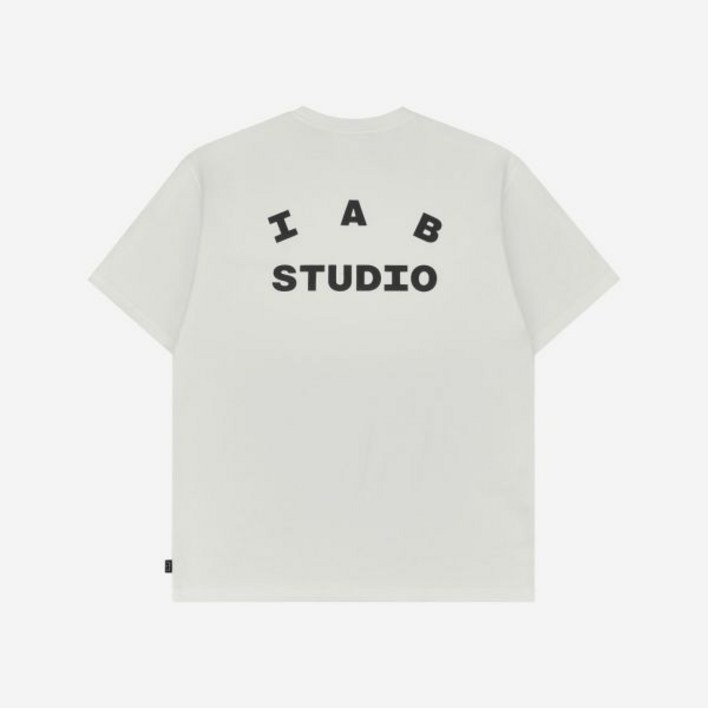 IAB Studio 아이앱 스튜디오 티셔츠 화이트 23FW