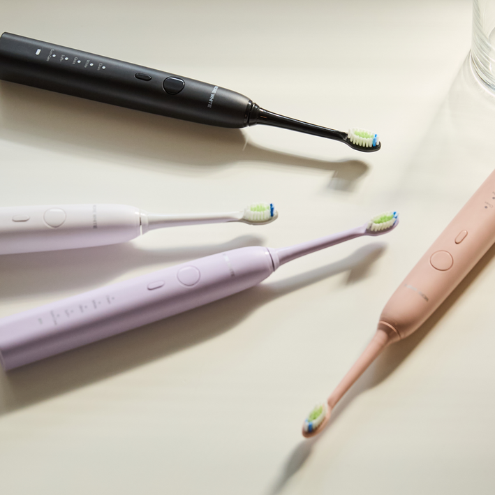 모어화이트 최신형 초미세 무선 음파 진동 초음파 전동칫솔 세트, 1세트, 블랙, 비바소닉 프로