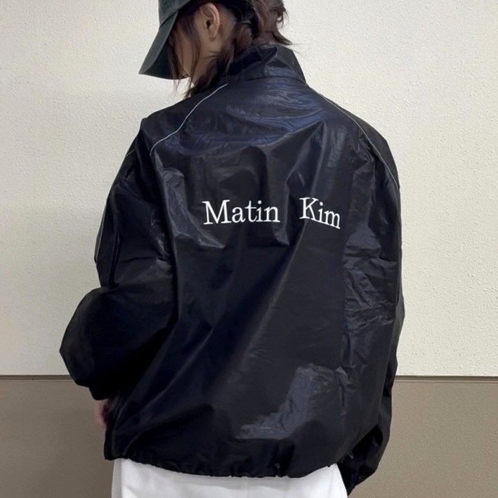(백화점 정품) 마뗑킴 바람막이 남녀공용 MTKWCJ 로고 포인트 코튼 코팅 점퍼 블랙 커플 아우터