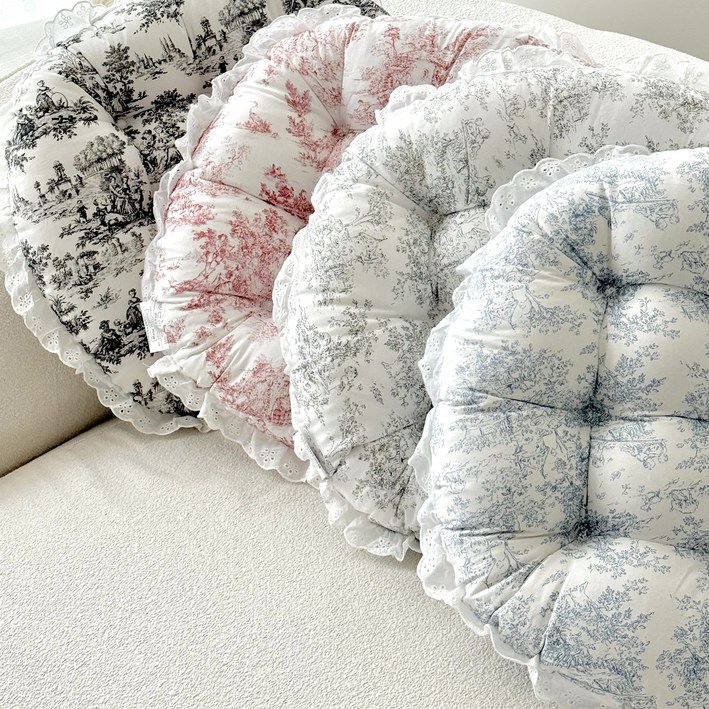 [신혼일기] 뜨왈 프렌치 명화 감성 앤틱 프릴 쿠션 방석 홈카페 감성 소품 카페 소품