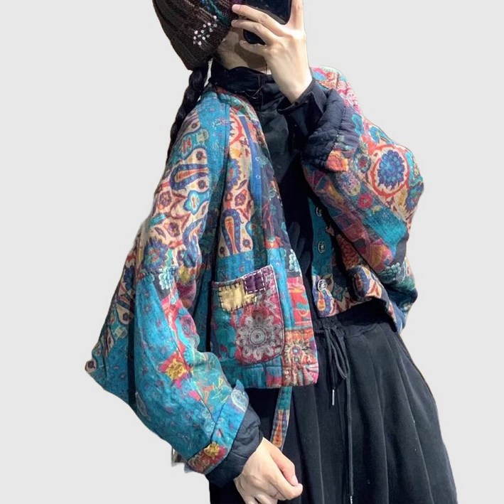 퀸앤조이 캐더린 가오리 에스닉 크롭 퀼팅 점퍼