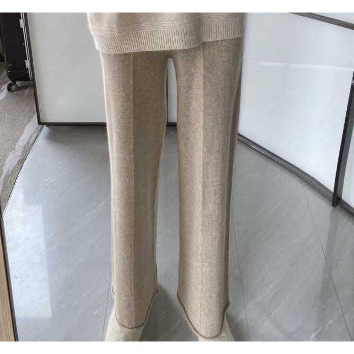 루어스룸 트렌디 핏완벽 와이드 일자 허리밴딩 가을 겨울 데일리 여자 루즈핏 니트 통 니트 팬츠 바지