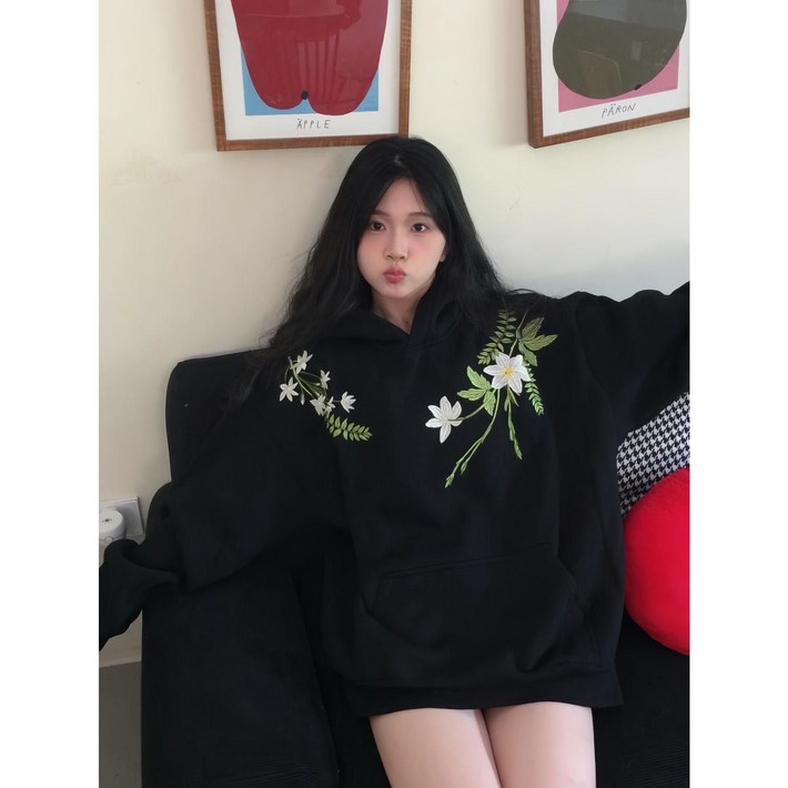 스타일닥터 여성 플라워 자수 후드 도톰 가을 겨울 상의