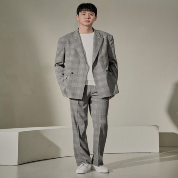 백화점정품맨잇슈트춘하 세미오버핏 케쥬얼정장 슈트 더블정장 글렌체크 By새록 백화점정품맨잇슈트춘하 세미오버핏 케쥬얼정장 슈트 더블정장 글렌체크 By새록