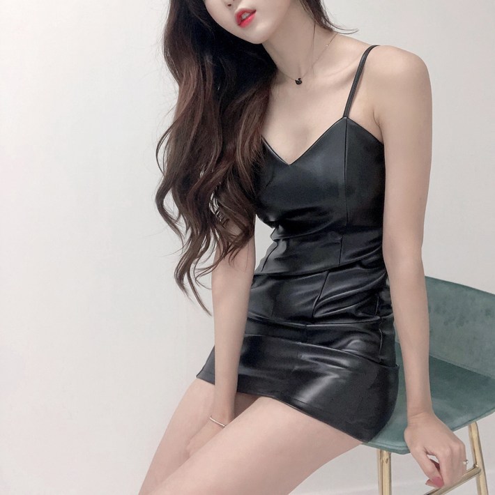 레더 나시 지퍼 원피스 가죽 블랙 아이보리 레더 나시 지퍼 원피스 가죽 블랙 아이보리