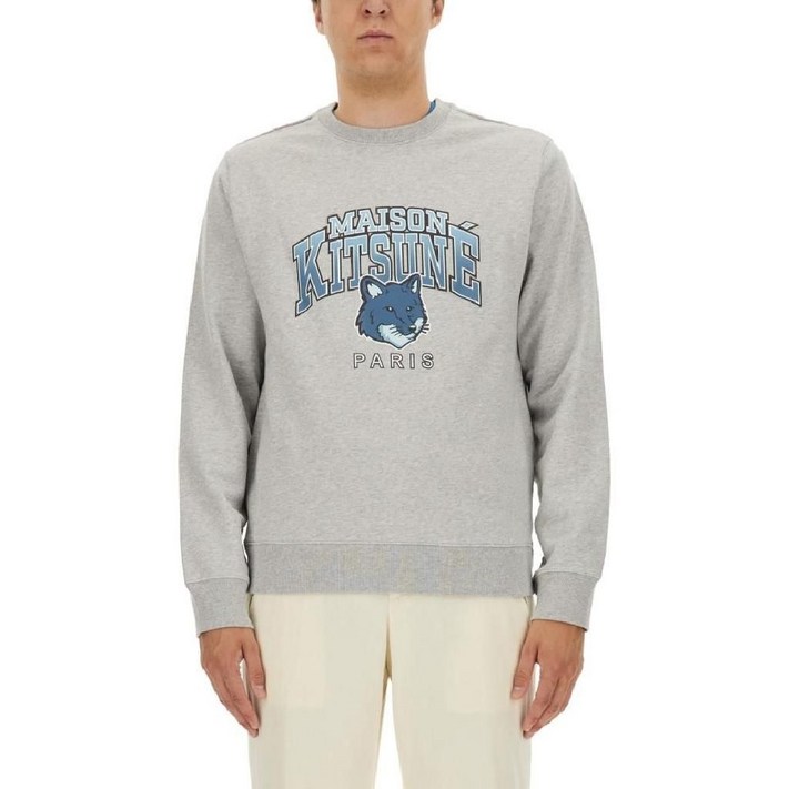 키츠네 메종키츠네 폭스 헤드 패치 맨투맨 메종키츠네 맨투맨 벨벳폭스헤드패치클래식 더블패치 커플옷 여우마크 메종키츠네 메종키츠네 볼드 폭스헤드 맨투맨폭스헤드 맨투맨 스웻 티셔츠