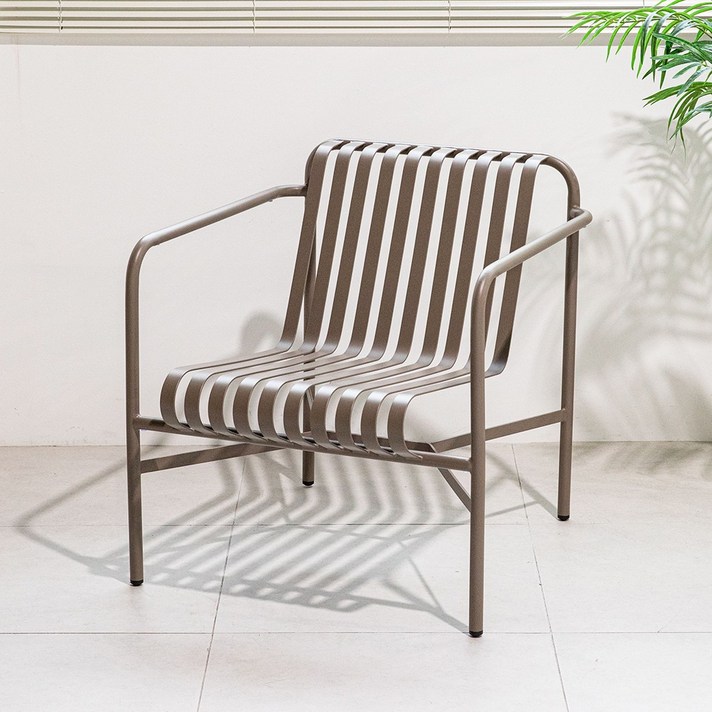 헤니 철제 카페 테라스 낮은 라운지 야외의자, 샌디카푸치노, 1개