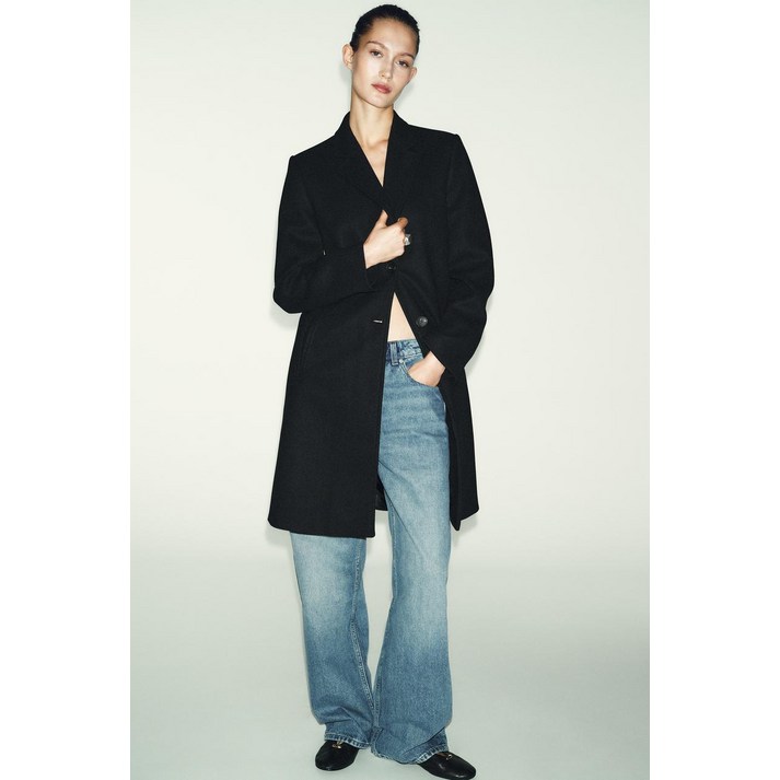 ZARA 소프트 숄더 패드 코트  블랙