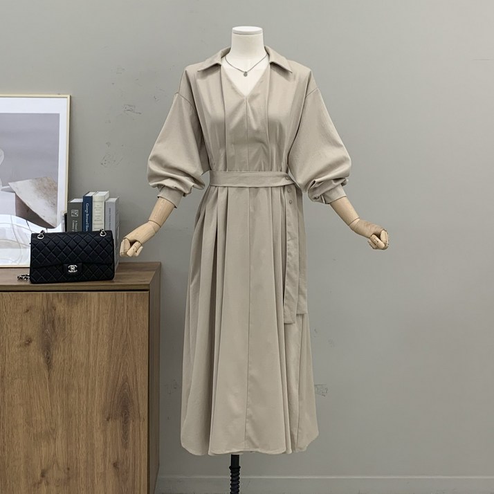 [행복여] 에린 허리 핀턱 스트랩 루즈핏 셔츠 카라 원피스