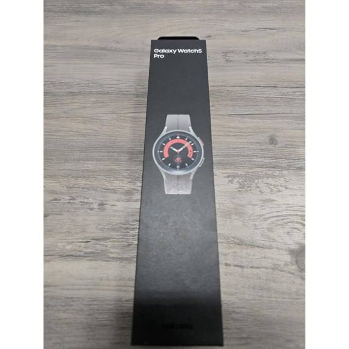 삼성 갤럭시 워치 5 프로 45mm LTE 스마트워치, 티타늄 프레임, 사파이어 크리스털 글래스, 바디, 건강, 피트니스, 수면 추적, GPS 경로 향상된 배터리, 미국 버전,