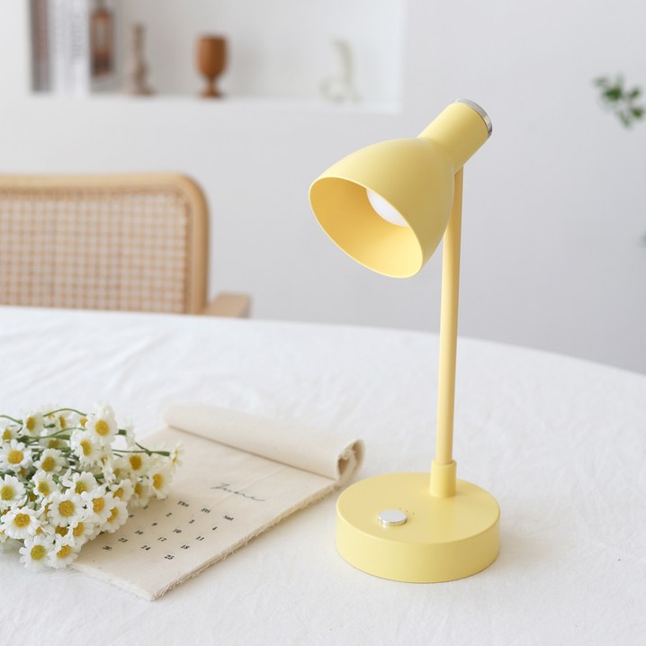 스피아노 쁘띠 LED 무선 미니 스탠드 SLP100 스피아노 쁘띠 LED 무선 미니 스탠드 SLP100