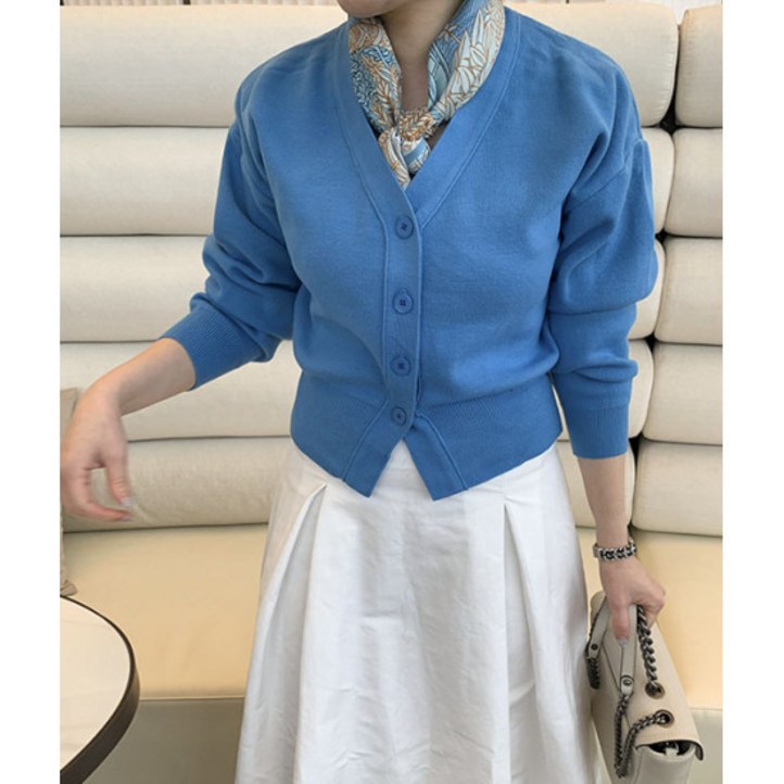 코코블랙 리버 브이넥 가디건 코코블랙 리버 브이넥 가디건