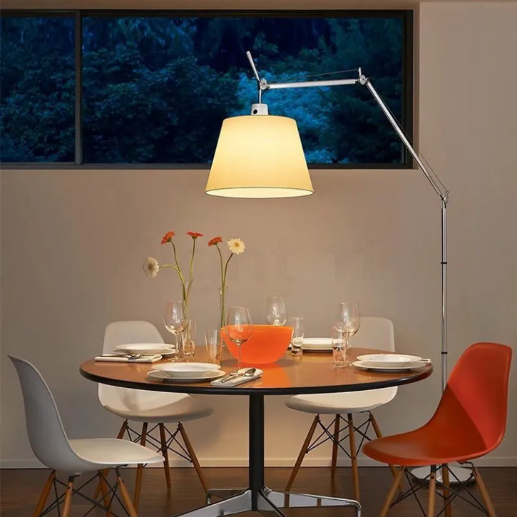 플로어렘프 거실 장스탠드 조명 아르떼미데 톨로메오 메가