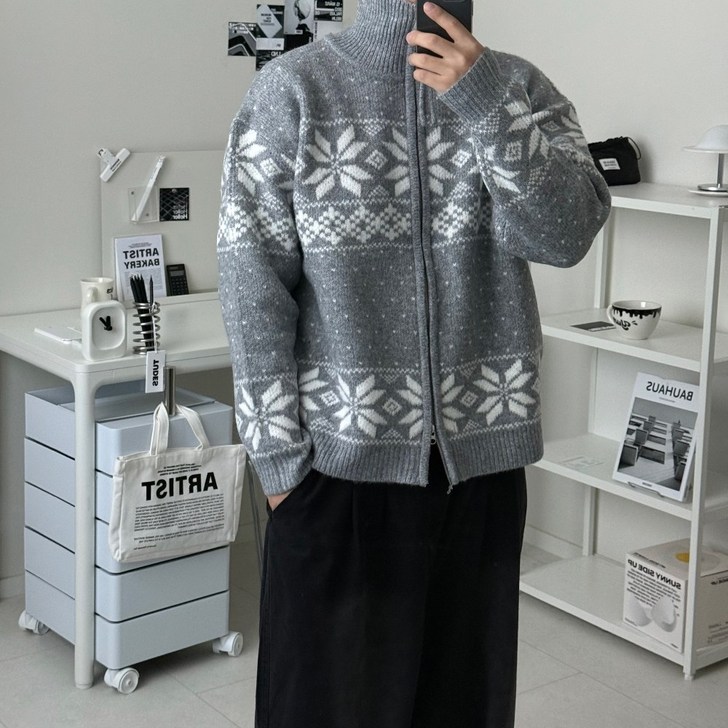 르위 오버핏 하이넥 니트집업 가디건 투웨이 스웨터 눈꽃 크리스마스 연말룩