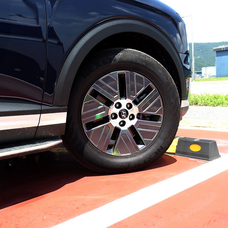 비브랜드와이앤유18인치 타이어 드레스업 카본 홀로그램 휠마스크 스티커 보호필름 디올뉴팰리세이드 호환, 레드카본