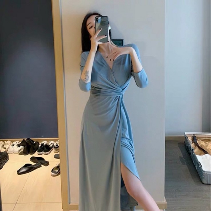 앤써 랩 브이넥 트임 롱 원피스 앤써 랩 브이넥 트임 롱 원피스