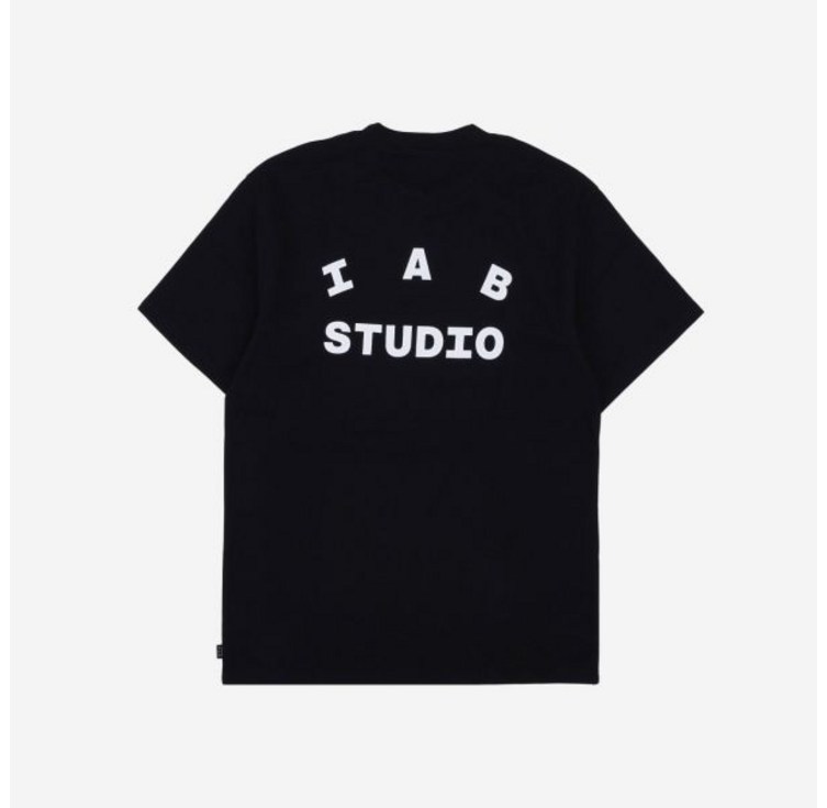 IAB Studio 앱 스튜디오 반팔티 남자 여자 상의 티셔츠 블랙 TShirt Black IAB Studio 앱 스튜디오 반팔티 남자 여자 상의 티셔츠 블랙 TShirt Black